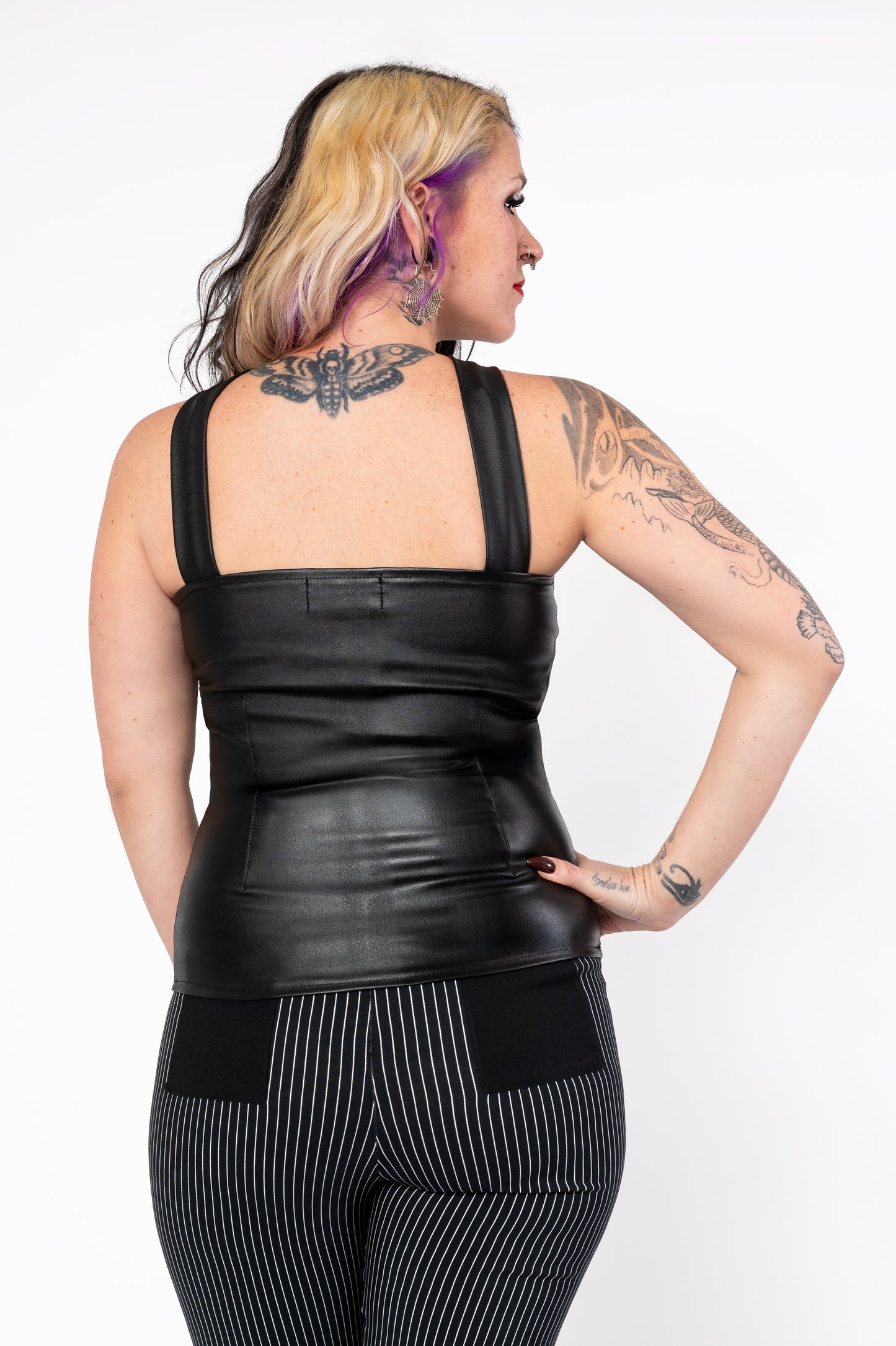 Vavavoom top - Black pleather