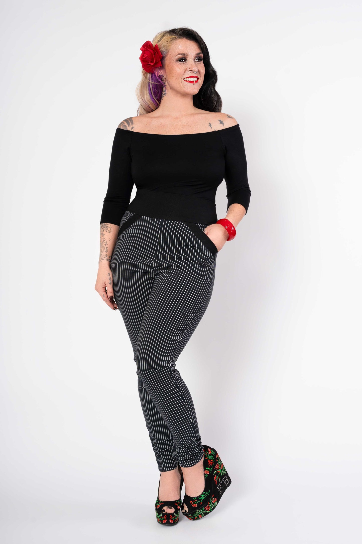 Jenny pants - black/white pinstripe