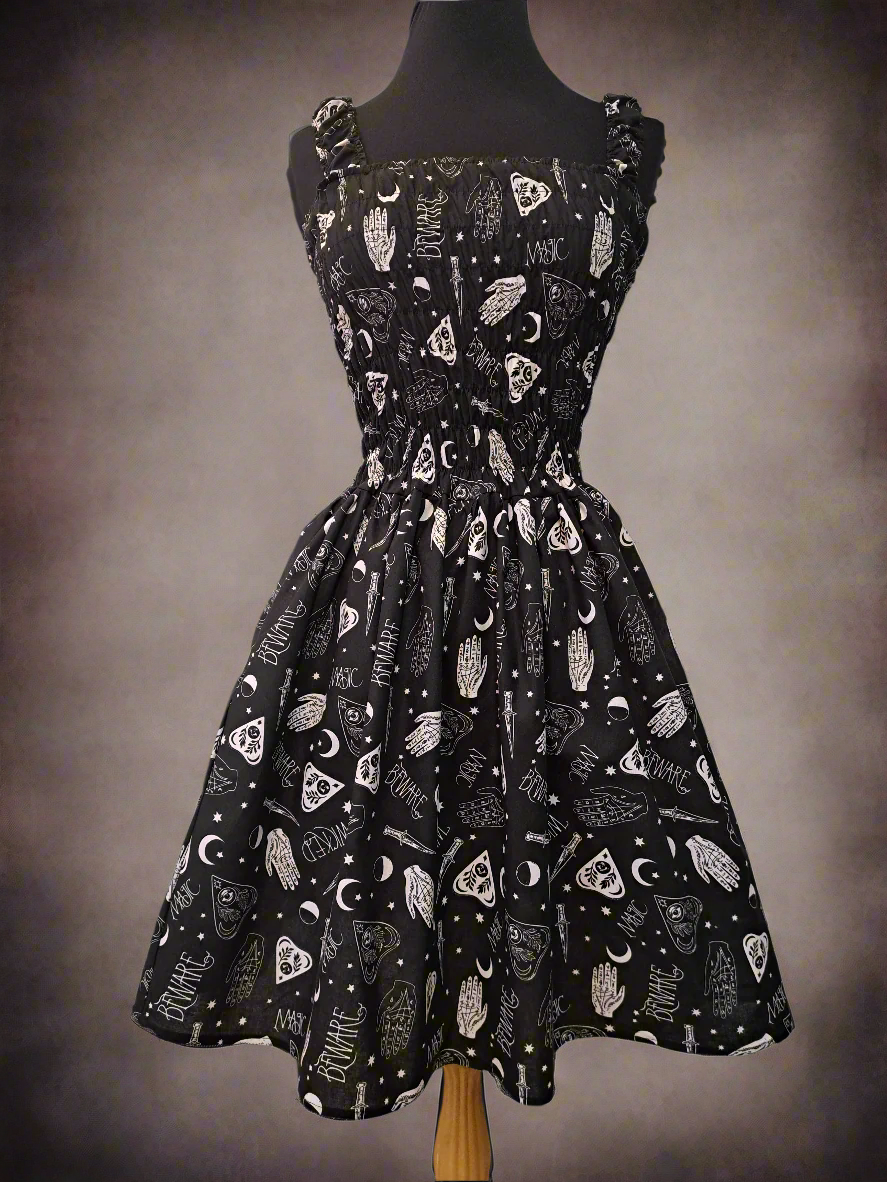 Robe Witch Please