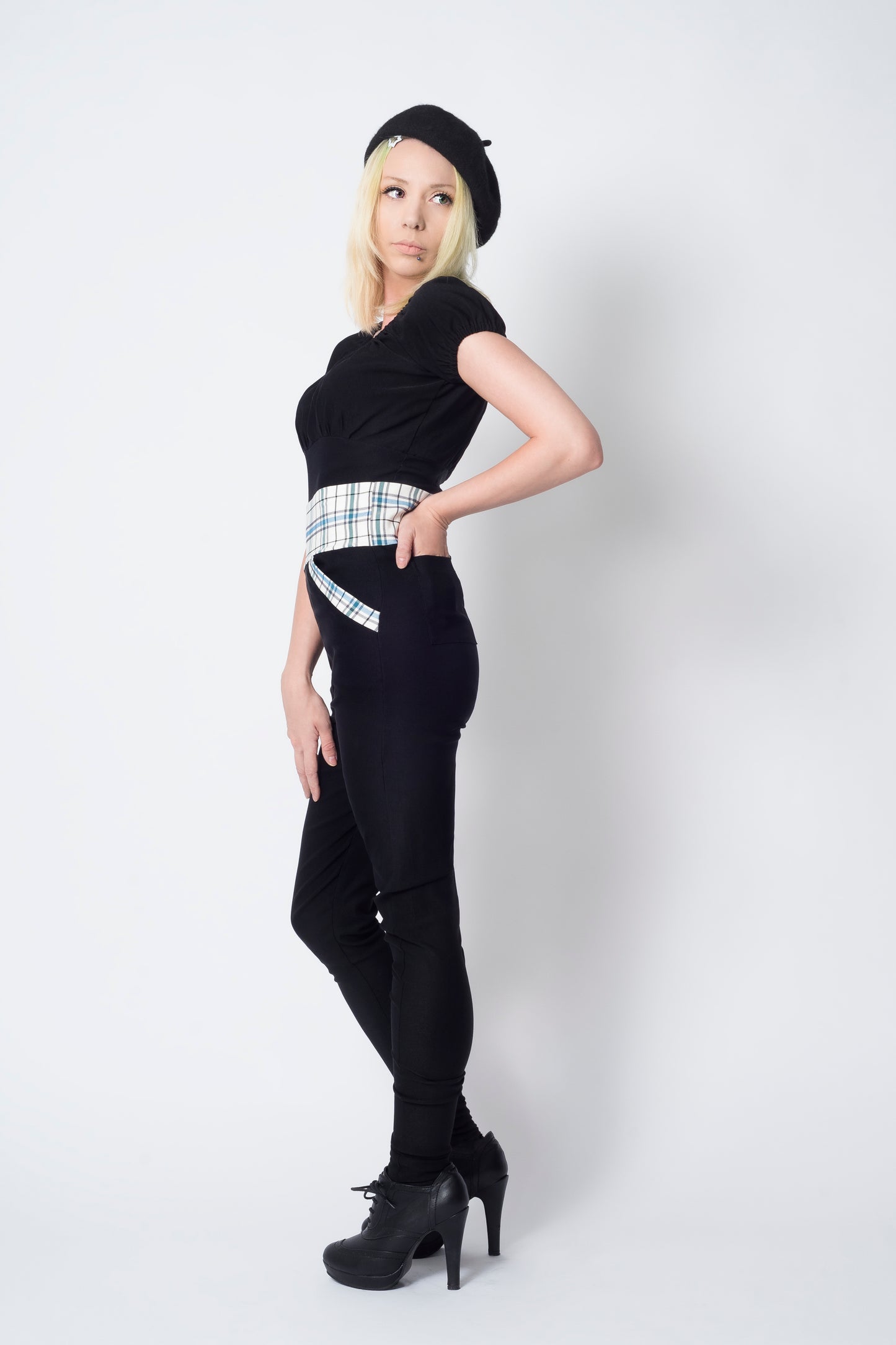 Pantalon Jenny - noir/carreaux blancs 