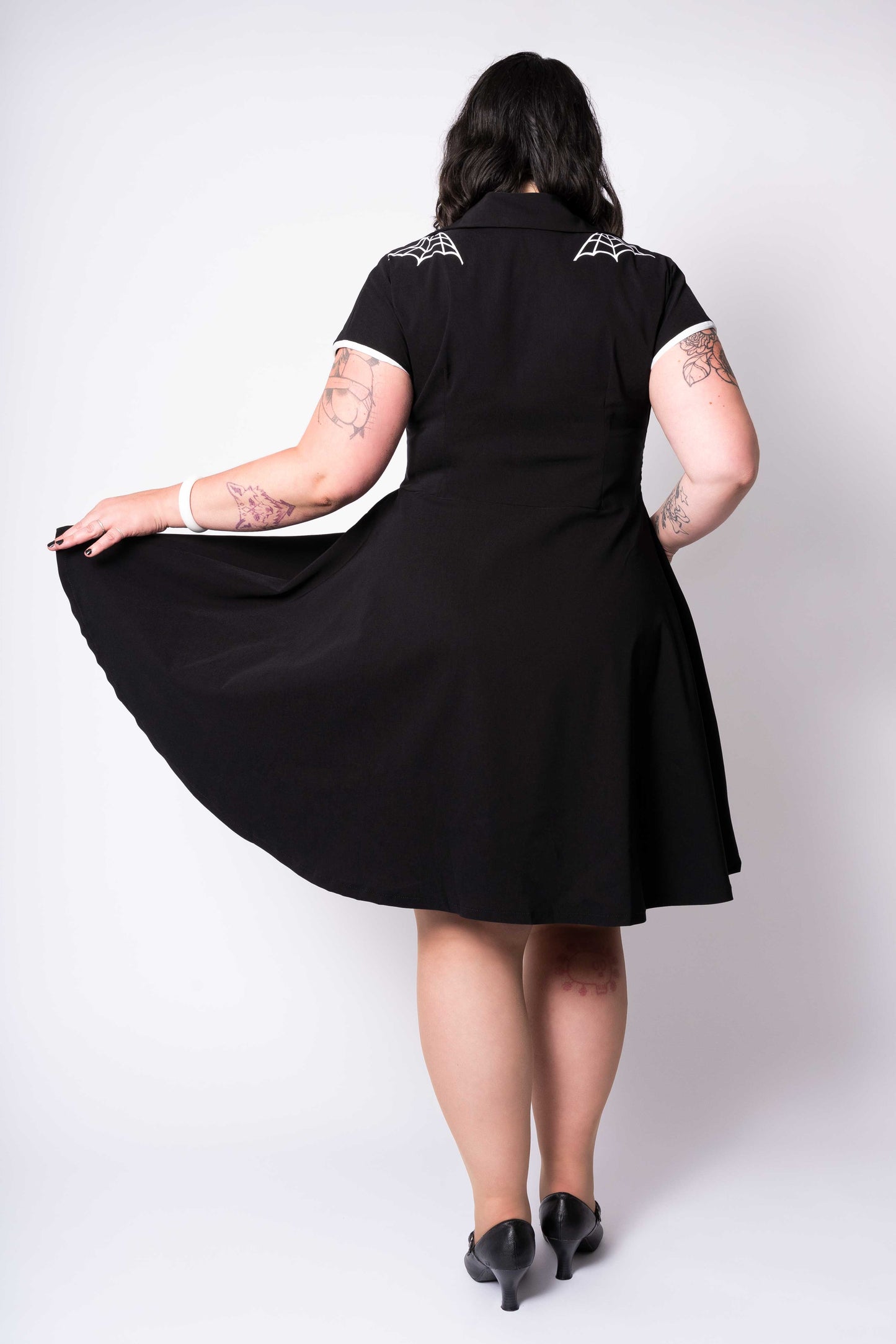 Deadbeat dress - black with spiderwebs