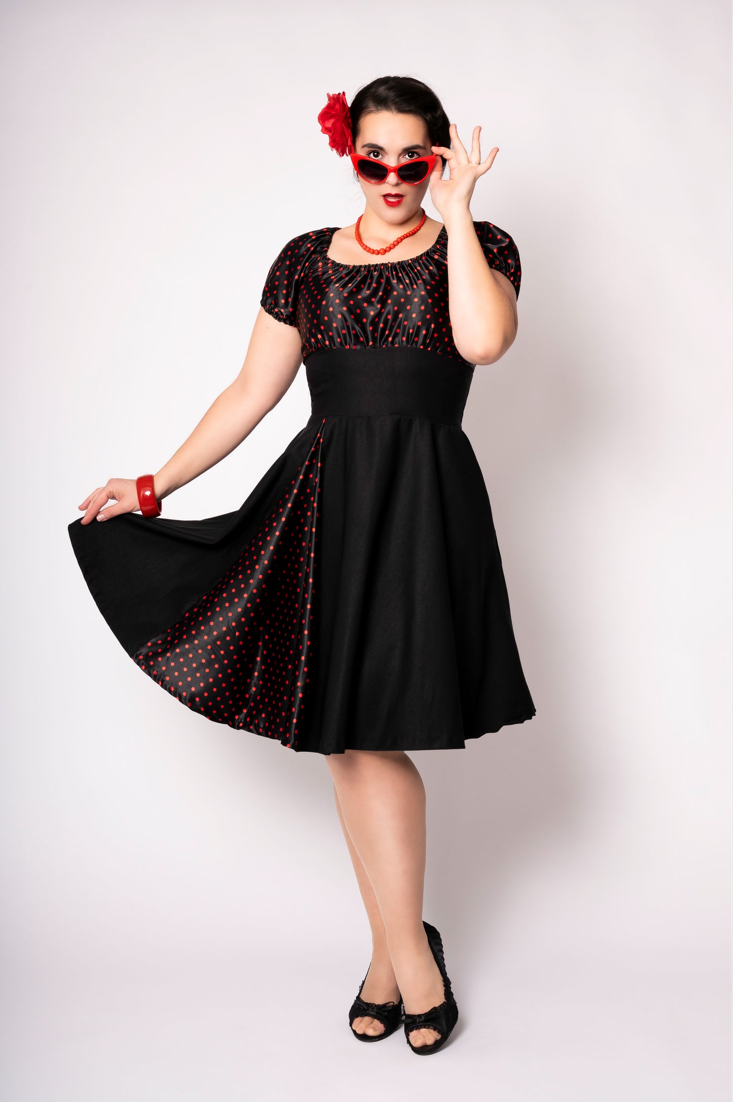 Robe Romie - noir/rouge à pois 