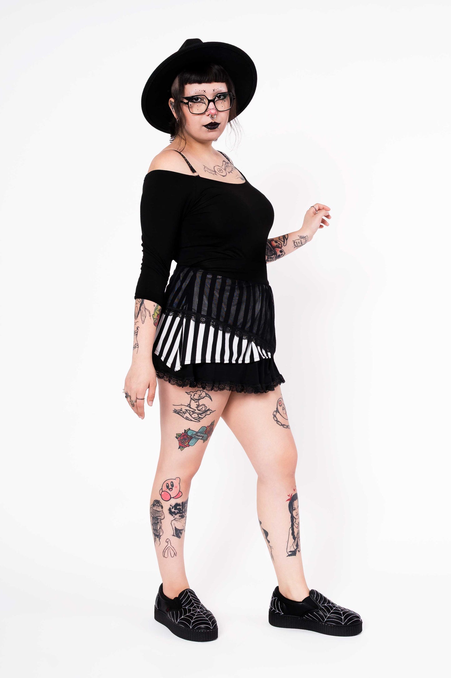 Dark Entries skort - Black/White