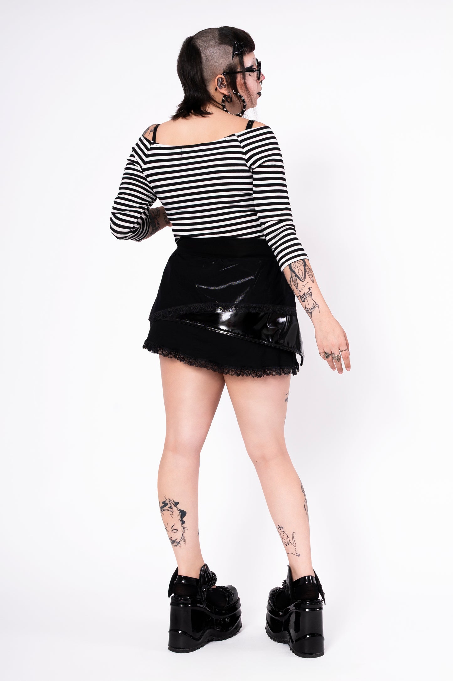 Dark Entries skort - Black PVC