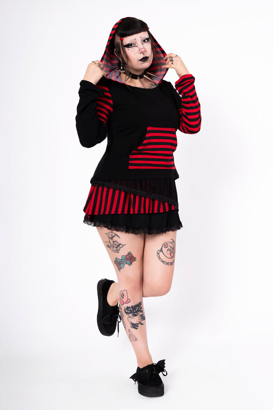 Mall Goth shirt - Black/red