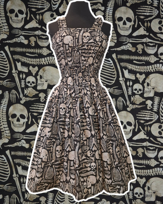 PRE-ORDER L'ossuaire dress